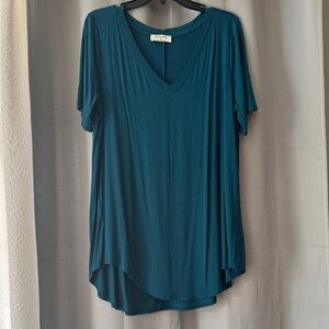 Zenana Outfitters Teal V-Neck Top